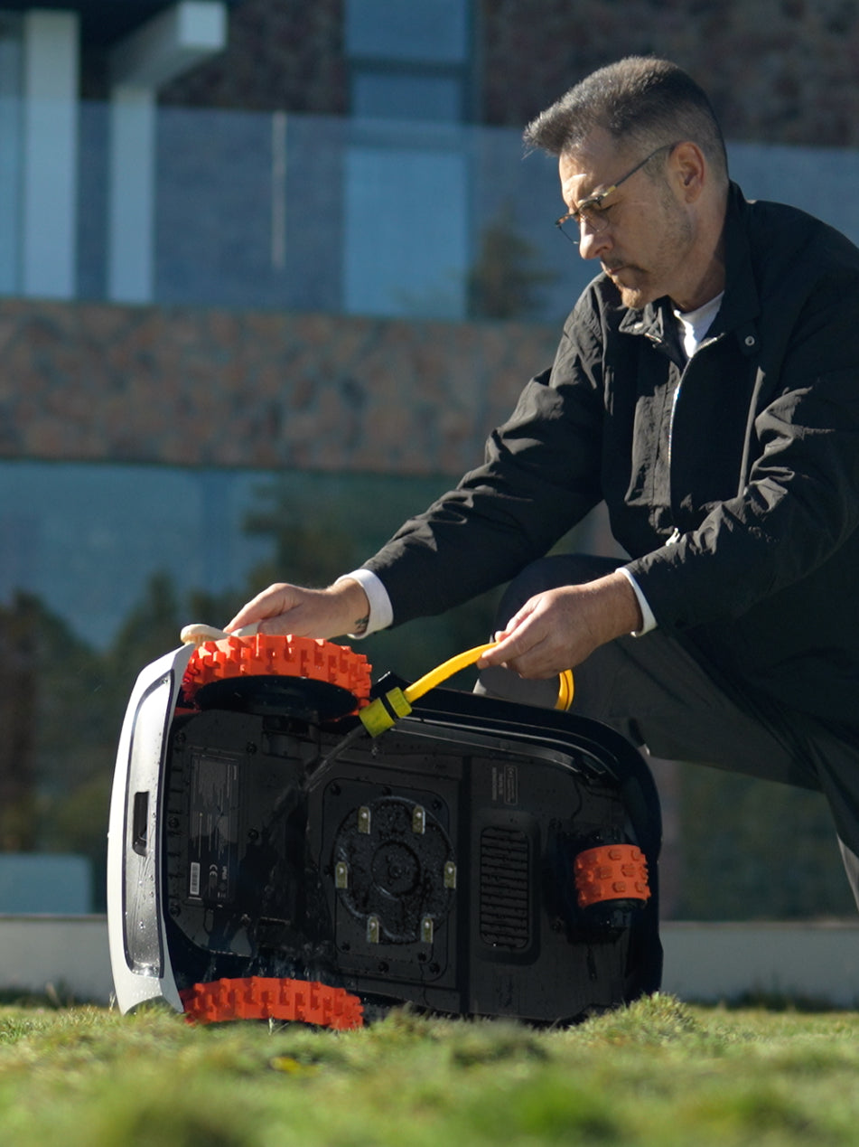 Navimow i Series robot lawn mower